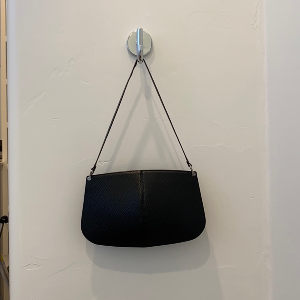 Louis Vuitton Epi Demi-Lune Pochette